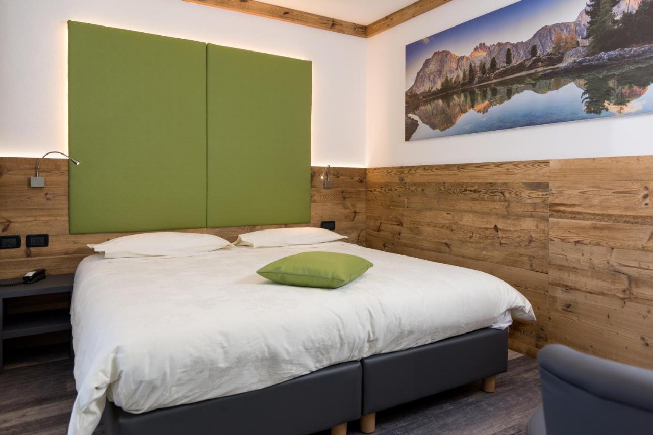 Hotel Chalet Sas Morin Pozza di Fassa Eksteriør bilde