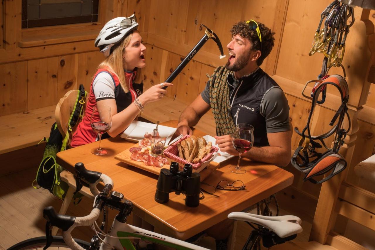 Hotel Chalet Sas Morin Pozza di Fassa Eksteriør bilde