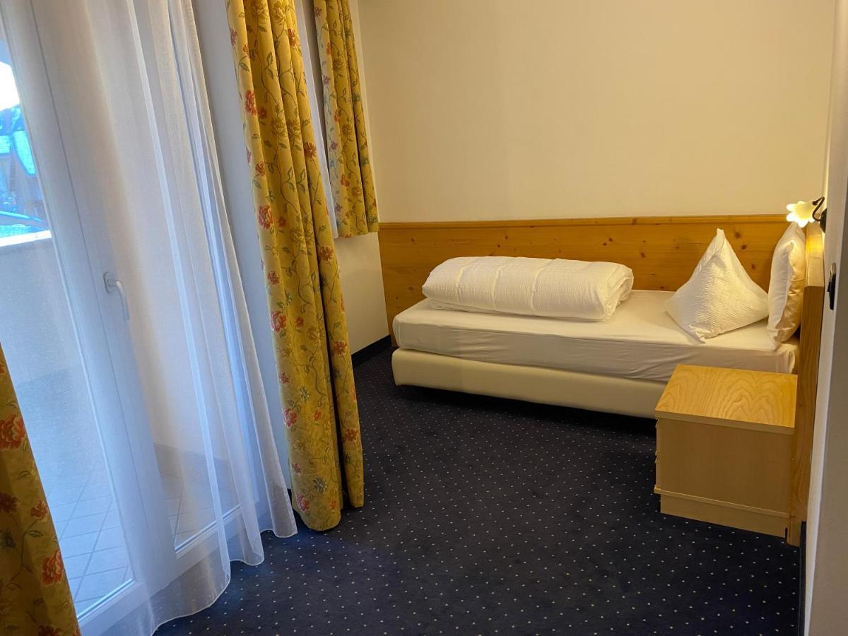 Hotel Chalet Sas Morin Pozza di Fassa Eksteriør bilde