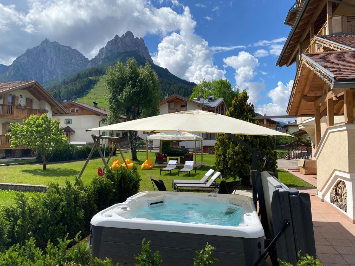 Hotel Chalet Sas Morin Pozza di Fassa Eksteriør bilde